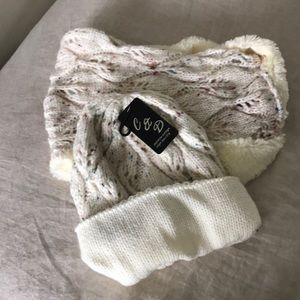 Hat and fur Neck Wrap